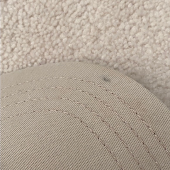 Tommy Hilfiger Hat - Picture 3 of 3